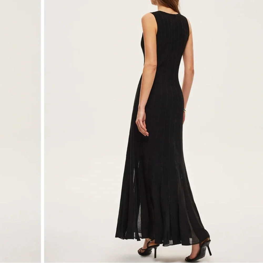 Sold - Picture 4 of 12